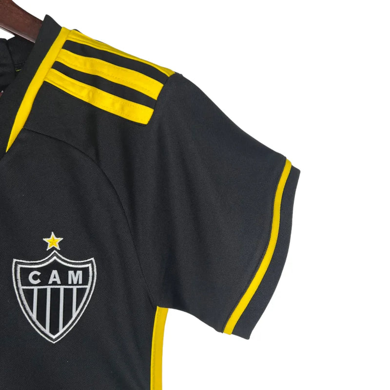 Camisa Atlético Mineiro III 23/24 - Torcedor Adidas Feminina - Preta com detalhes em amarelo