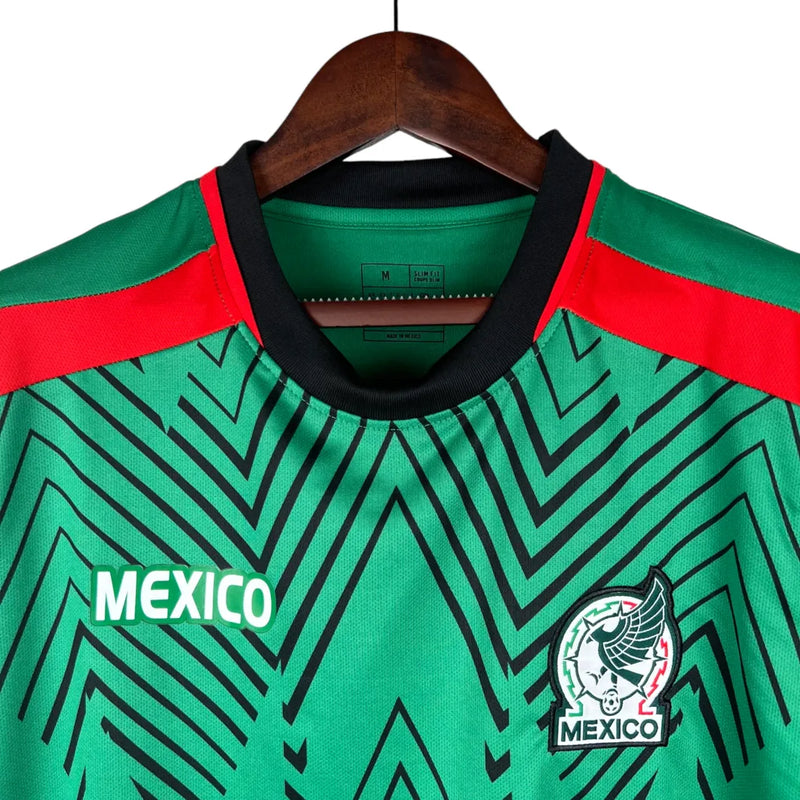 Camisa Seleção do México Edição especial 23/24 - Torcedor Masculina - Verde com detalhes em vermelho e preto