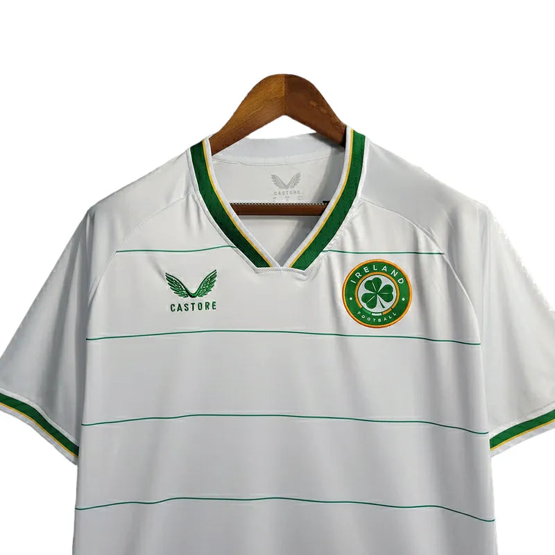 Camisa Seleção Irlanda II 23/24 - Torcedor Castore Masculina - Branca com detalhes em verde e laranja