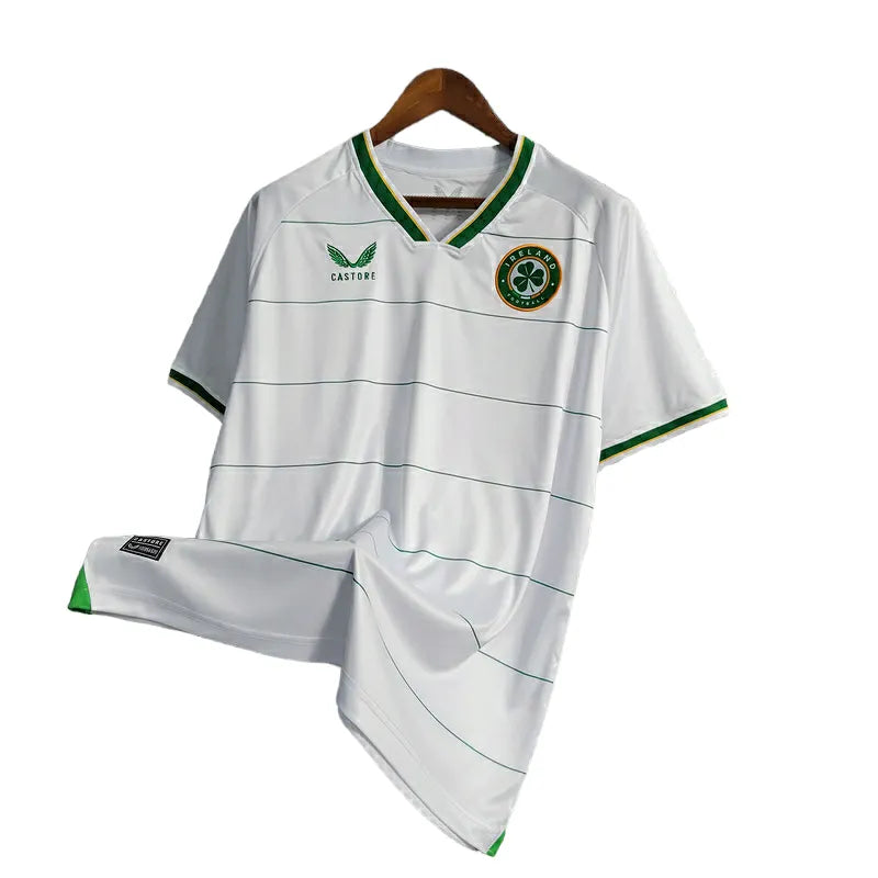 Camisa Seleção Irlanda II 23/24 - Torcedor Castore Masculina - Branca com detalhes em verde e laranja