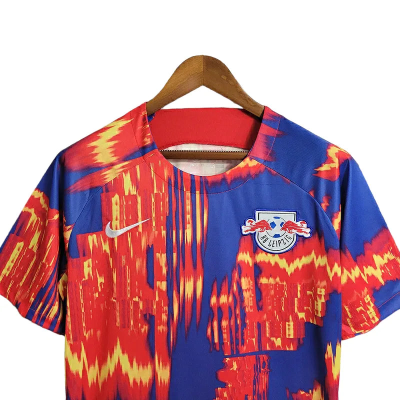 Camisa Red Bull Leipzig Edição Especial I 23/24 - Torcedor Nike Masculina - Azul com detalhes em vermelho e amarelo