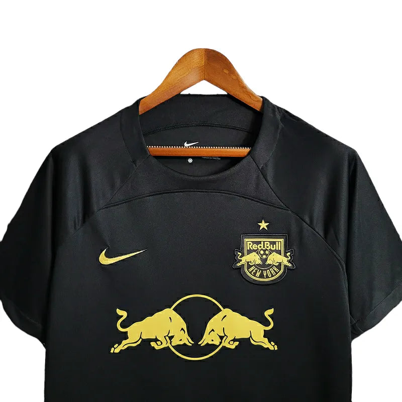 Camisa Red Bull New York Edição Especial 23/24 - Torcedor Nike Masculina - Preta com detalhes em dourado