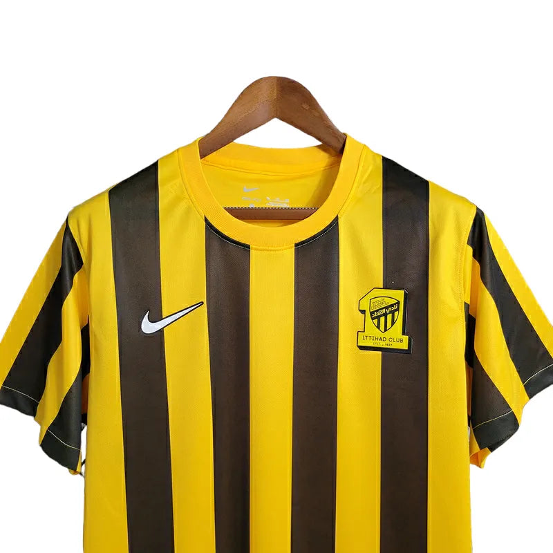 Camisa Al-Ittihad II 23/24 - Torcedor Nike Masculina - Amarela com detalhes em preto e branco