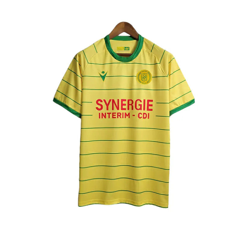 Camisa Nantes Edição Especial 23/24 - Torcedor Macron Masculina - Amarela com detalhes em verde