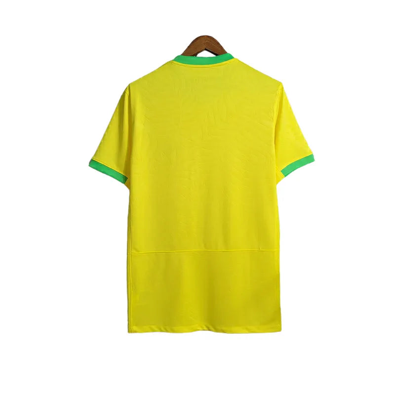 Camisa Seleção Brasil I 23/24 - Torcedor Nike Masculina - Amarela com detalhes em verde