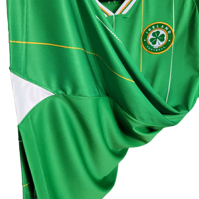 Camisa Seleção Irlanda I 23/24 - Torcedor Castore Masculina - Verde com detalhes em laranja