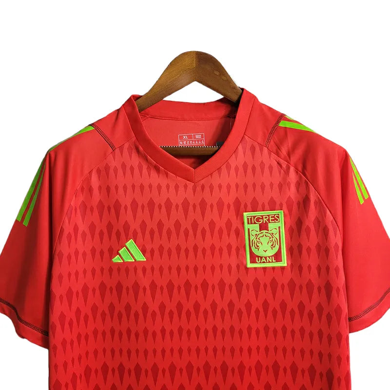 Camisa Tigres do México Goleiro 23/24 - Torcedor Adidas Masculina - Vermelha com detalhes em verde