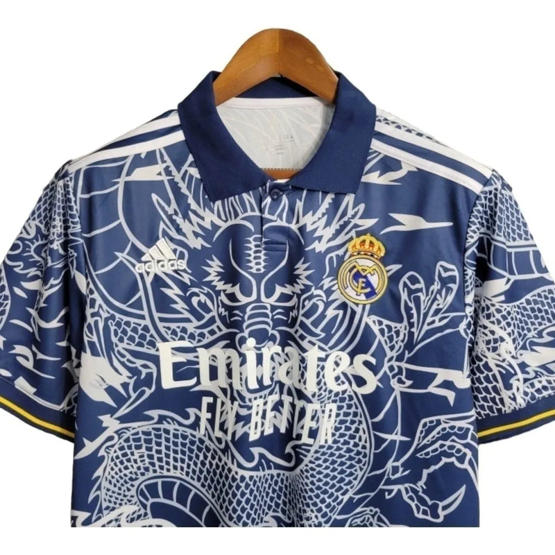 Camisa Real Madrid Edição Especial 23/24 - Torcedor Adidas Masculina - Azul com detalhes em branco e amarelo