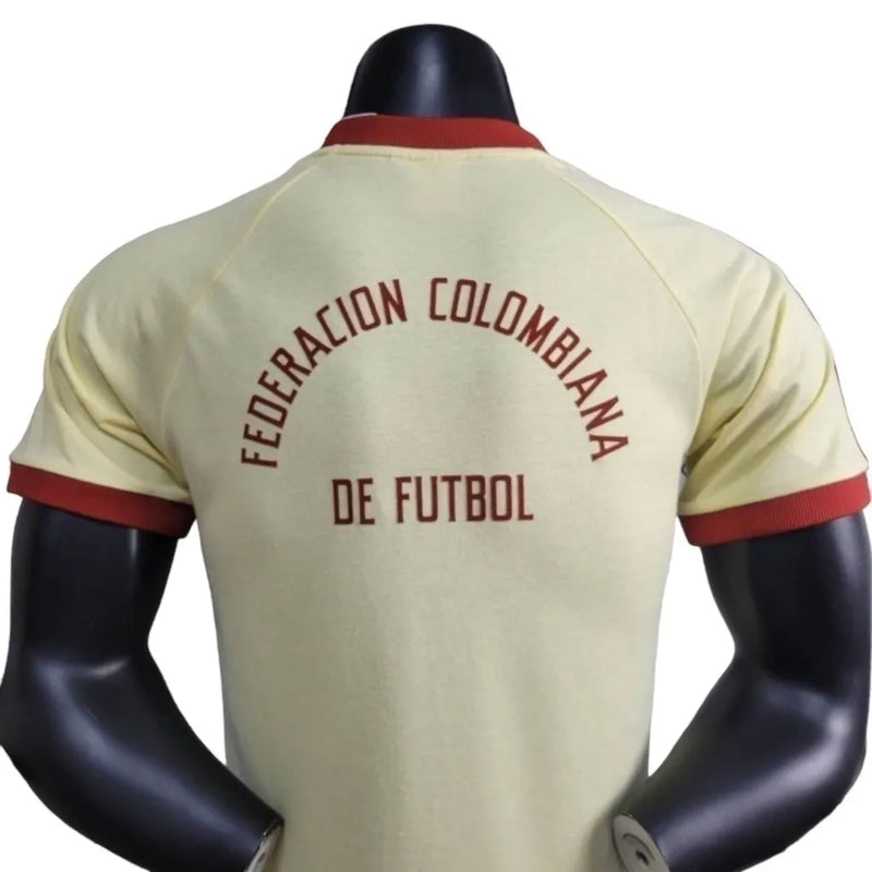 Camisa Colômbia 24/25 - Jogador Adidas Masculina - Bege com detalhes em vermelho