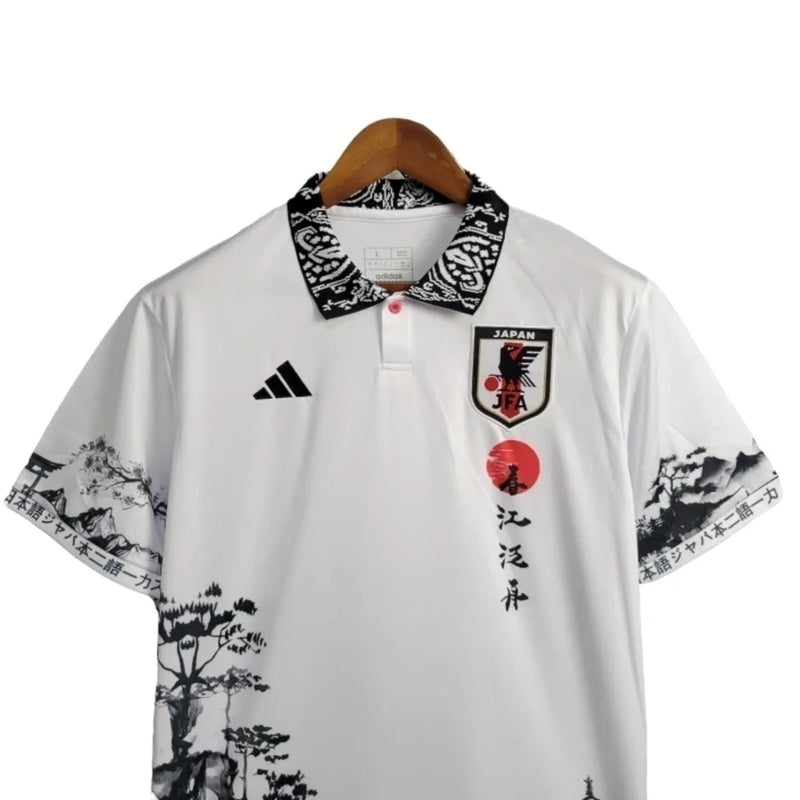 Camisa Japão Edição especial 24/25 - Torcedor Adidas Masculina - Branca com detalhes em preto