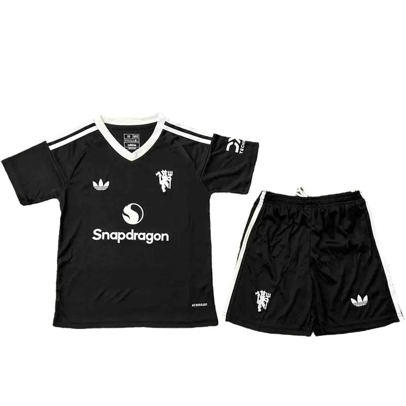 Kit Infantil Manchester United Goleiro 24/25 - Adidas - Preto