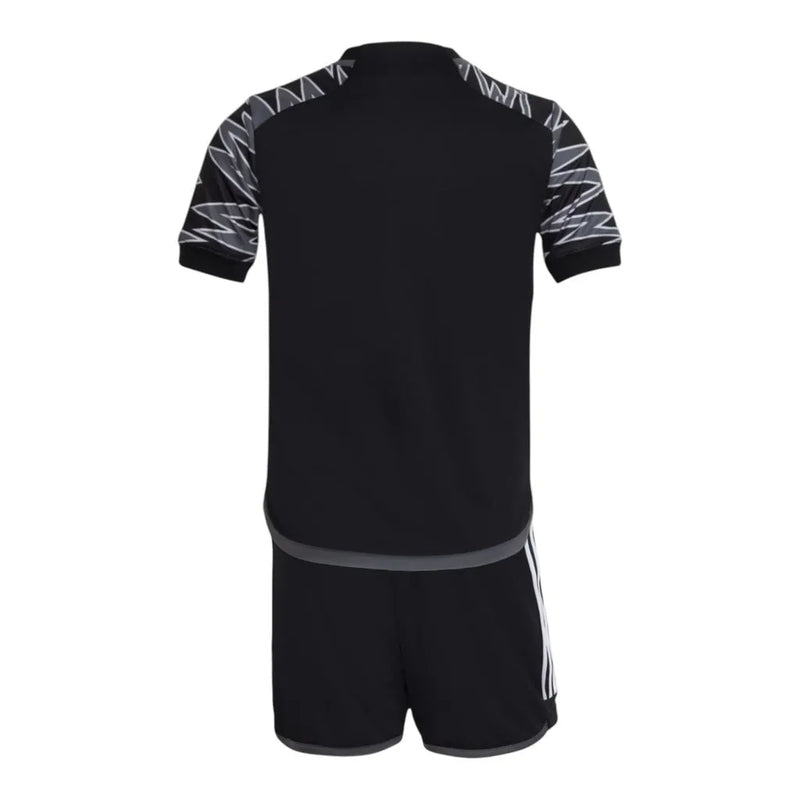 Kit Infantil Atlético Mineiro III 24/25 - Adidas - Preto com detalhes em cinza