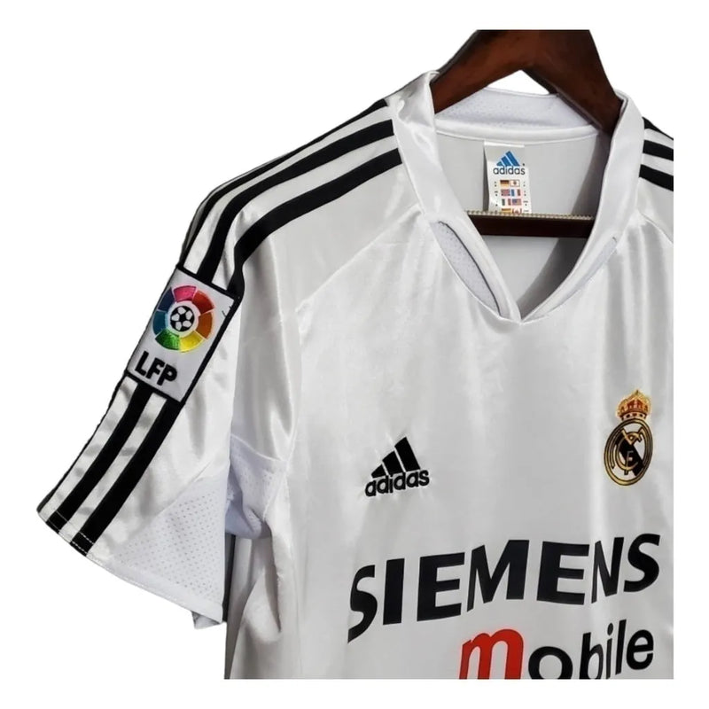 Camisa Retrô Real Madrid I 04/05 - Masculina Adidas - Branca com listras pretas