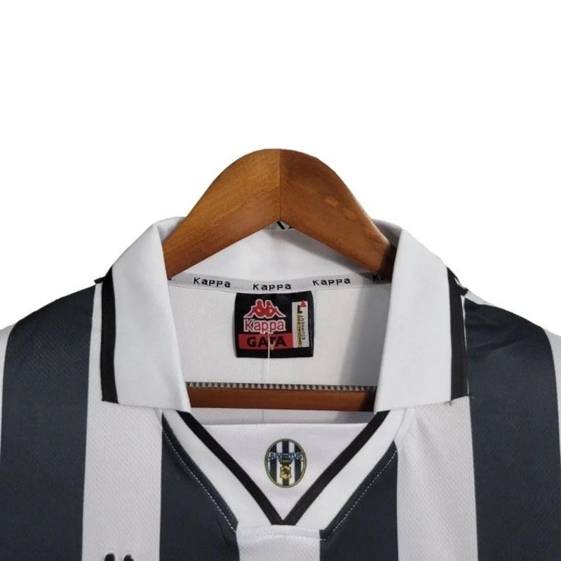 Camisa Retrô Juventus I 1995/1997 - Kappa Masculina - Branca e preta