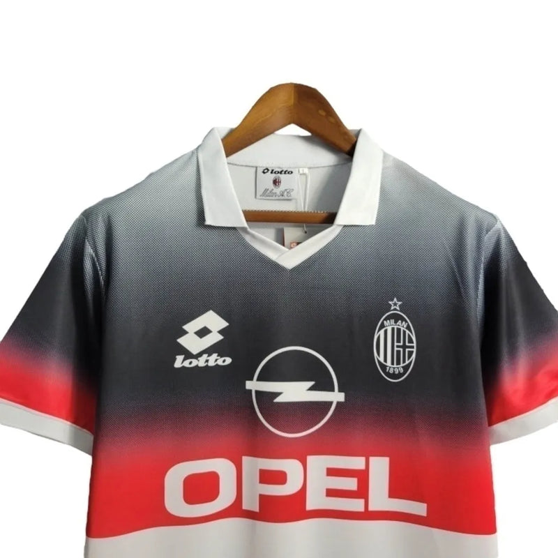 Camisa Retrô AC Milan Treino 1995/1996 - Masculina Lotto - Vermelha e preta