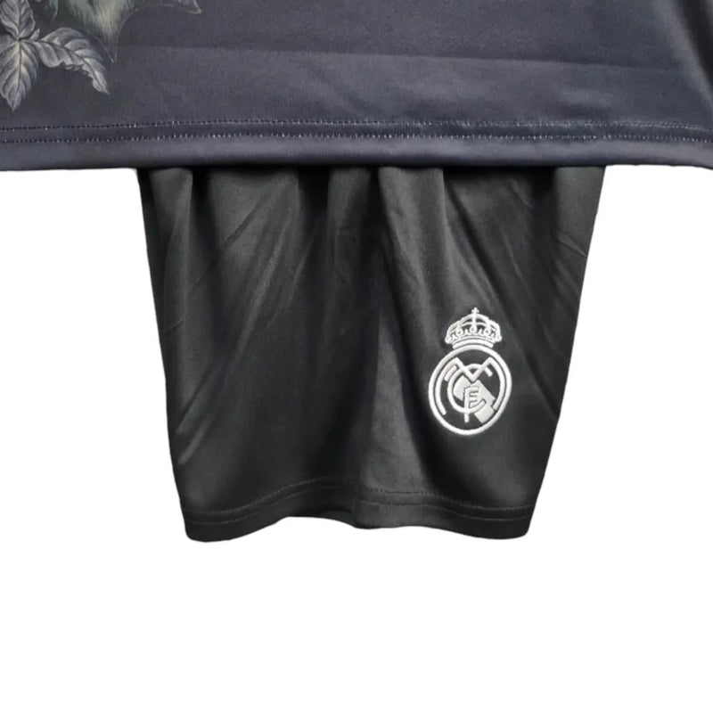 Kit Infantil Real Madrid Edição especial 24/25 - Y-3 - Preto com desenhos de rosas