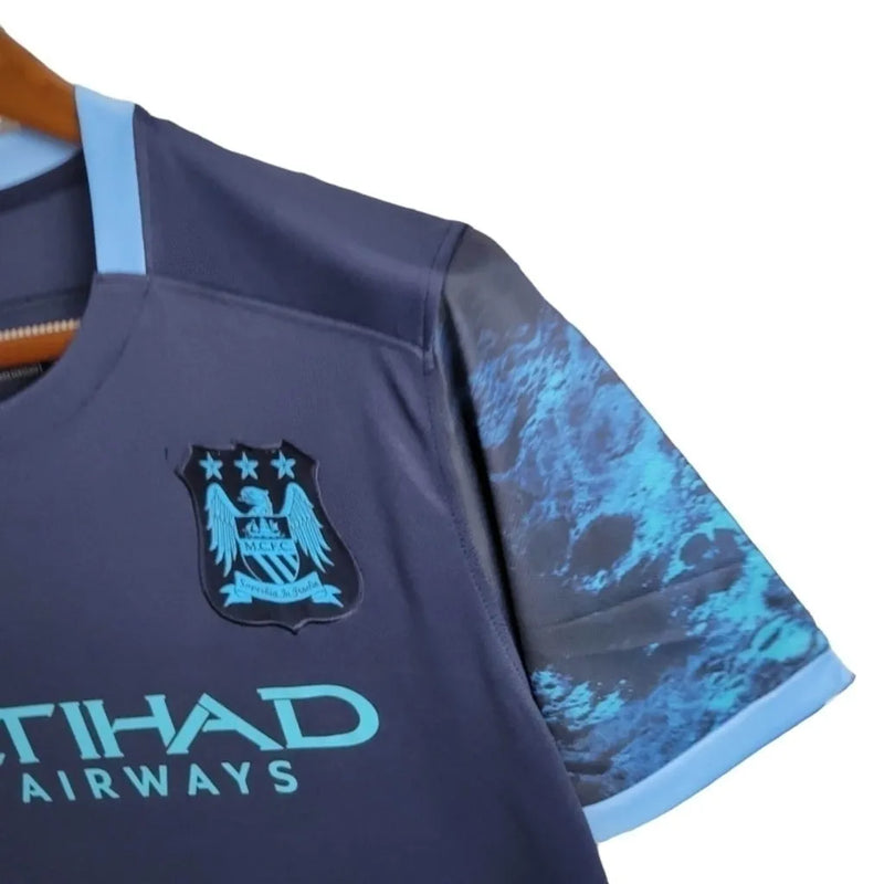 Camisa Retrô Manchester City II 2015/2016 - Masculina Nike - Azul