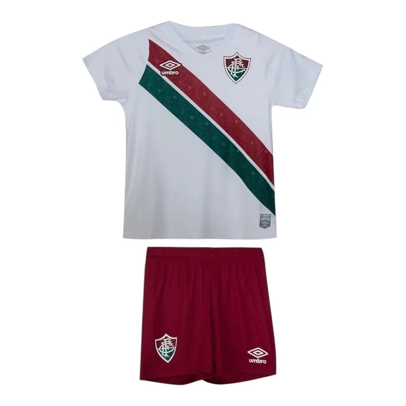 Kit Infantil Fluminense II 24/25 - Umbro - Branco com detalhes em verde e vermelho