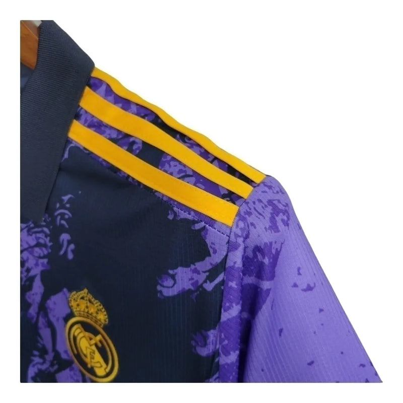 Camisa Real Madrid Edição Especial 23/24 - Torcedor Adidas Masculina - Roxa com detalhes em azul e amarelo