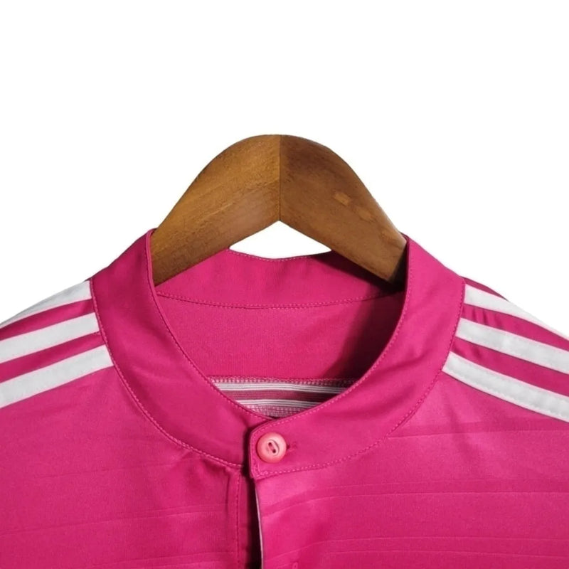 Camisa Retrô Real Madrid II 14/15 - Masculina Adidas - Rosa com detalhes em branco