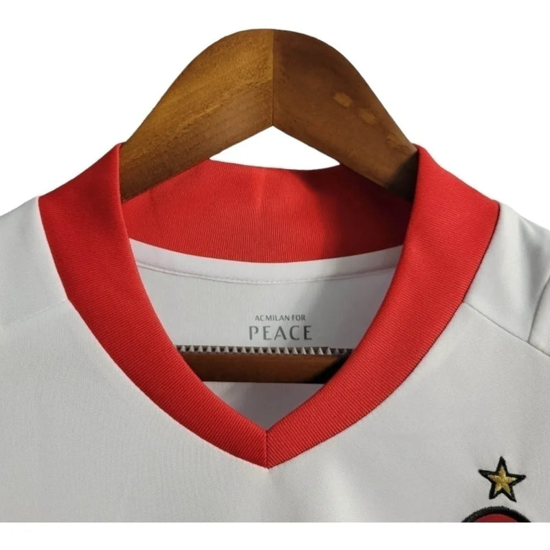 Camisa Retrô AC Milan II 2002/2003 - Masculina Adidas - Branca com detalhes em vermelho e amarelo