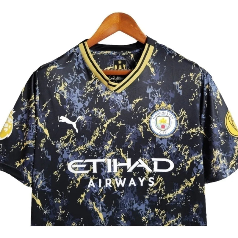 Camisa Manchester City Edição especial 23/24 - Torcedor Puma Masculina - Preta com detalhes em azul e dourado