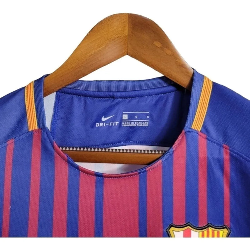 Camisa Retrô Barcelona I 17/18 - Masculina Nike - Azul com detalhes em vermelho e amarelo