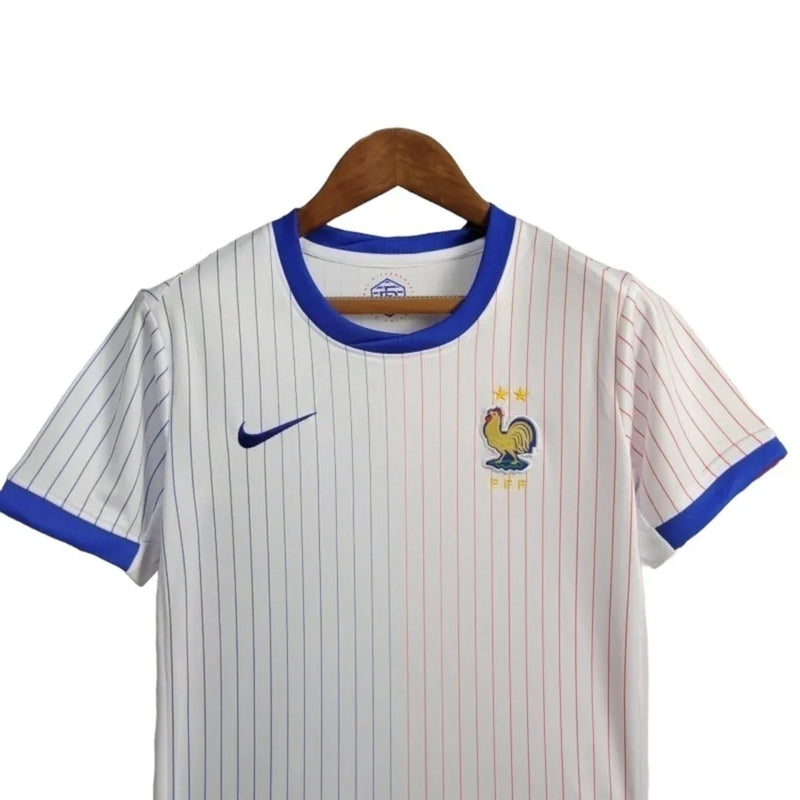 Kit Infantil Seleção da França II 24/25 - Nike - Branco com detalhes em azul e vermelho