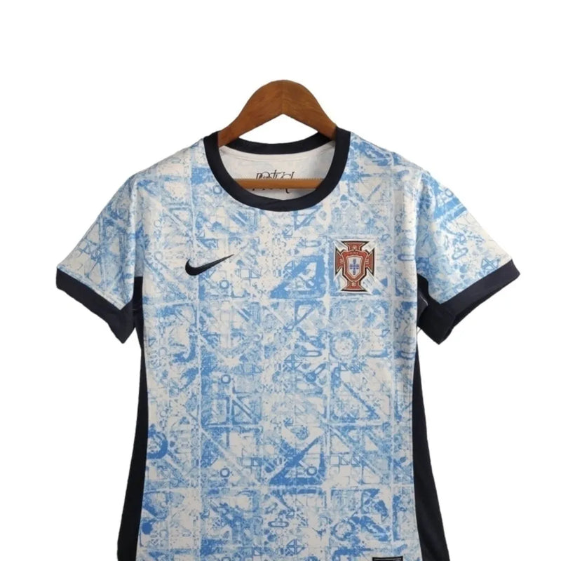 Camisa Seleção de Portugal II 24/25 - Torcedor Nike Feminina - Branca com detalhes em azul