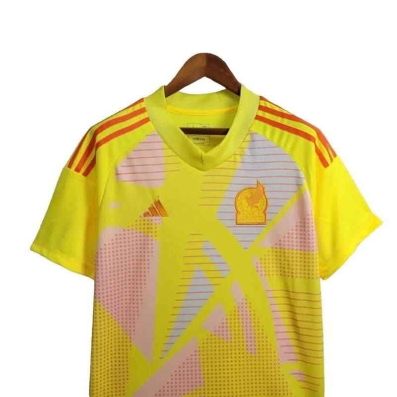 Camisa México Goleiro 24/25 - Torcedor Adidas Masculina - Amarela com detalhes em rosa e vermelho