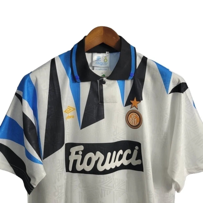 Camisa Retrô Inter de Milão II 1992/1993 - Masculina Umbro - Branca com detalhes em azul e preto