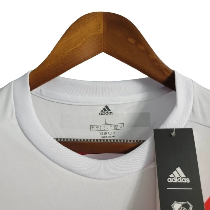 Camisa Retrô River Plate I 2015/2016 - Masculina Adidas - Branca com detalhes em vermelho