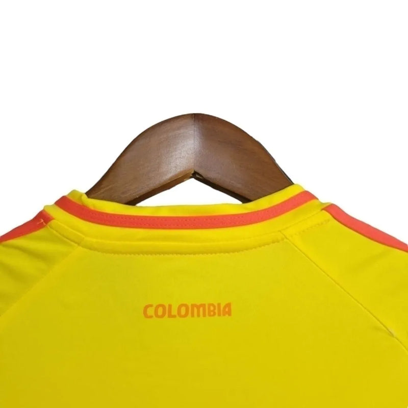 Kit Infantil Colombia I 24/25 - Adidas - Amarelo com detalhes em laranja e azul