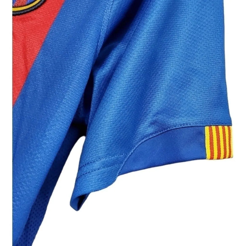 Camisa Retrô Barcelona I 06/07 - Masculina Nike - Azul e vermelha