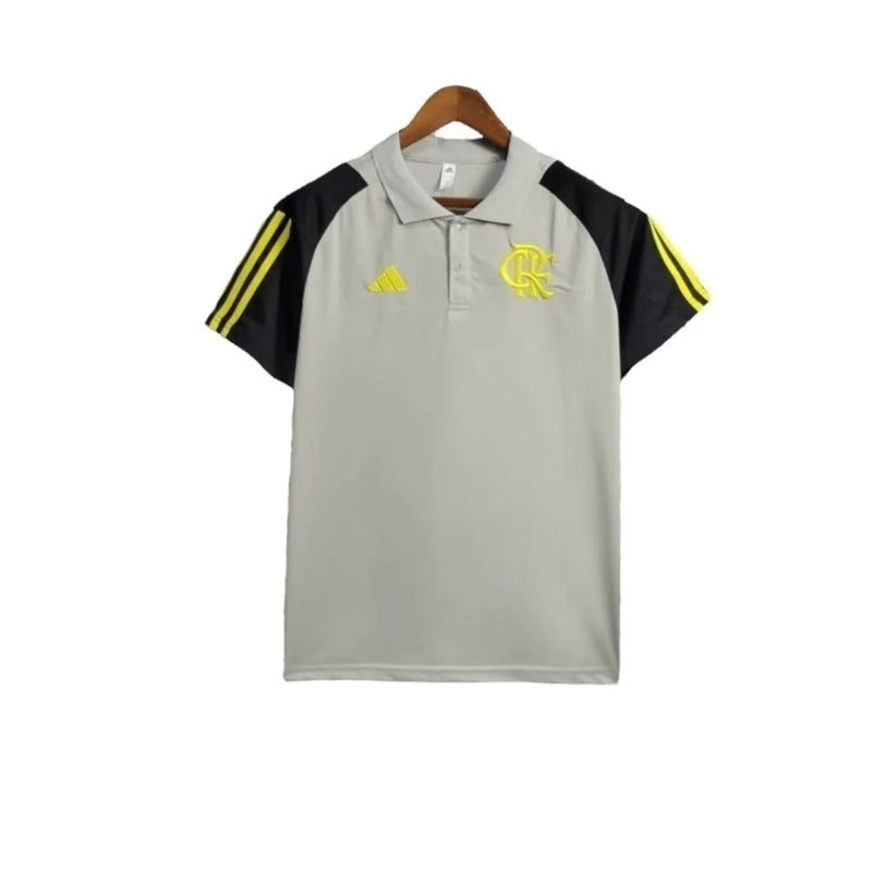 Camisa Flamengo Treino 24/25 - Torcedor Adidas Masculina - Cinza com detalhes em preto e amarelo