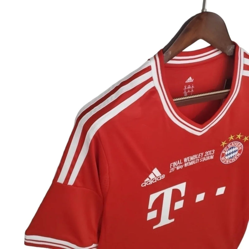 Camisa Retrô Bayern de Munique I 2013/2014 - Masculina Adidas - Vermelha