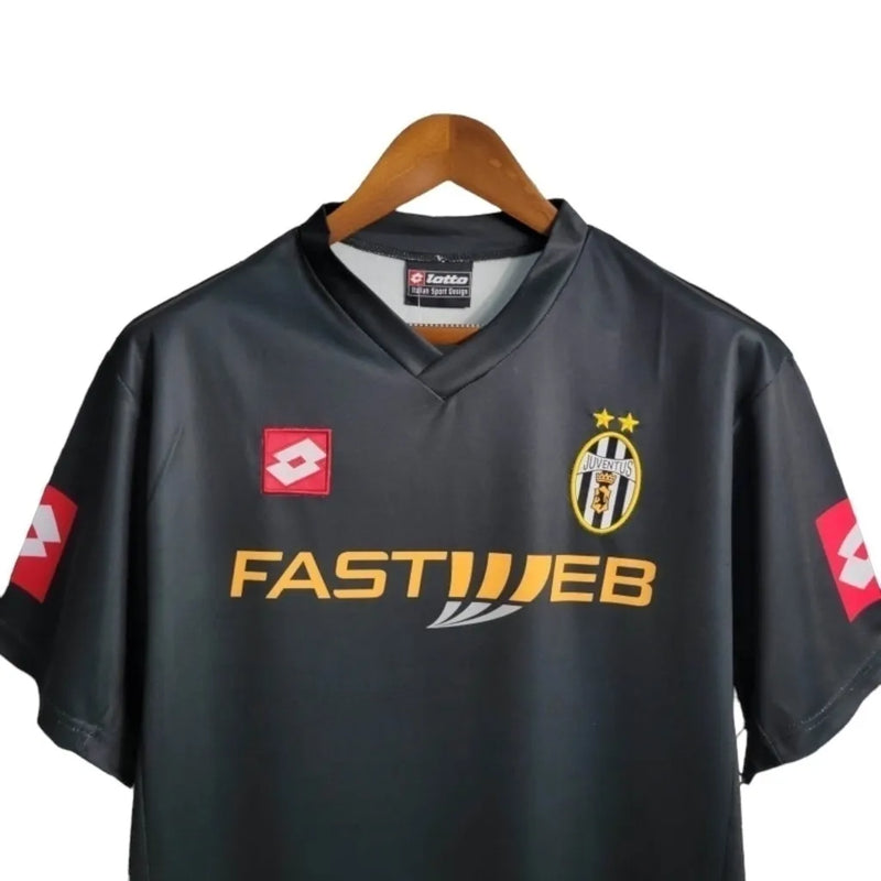 Camisa Retrô Juventus II 2001/2002 - Lotto Masculina - Preta