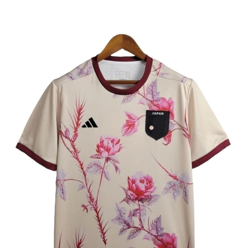 Camisa Japão Edição especial 24/25 - Torcedor Adidas Masculina - Bege com detalhes em vinho