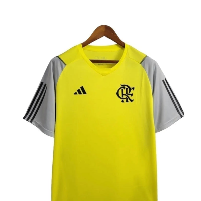 Camisa Flamengo Treino 24/25 - Torcedor Adidas Masculina - Amarela com detalhes em preto e cinza