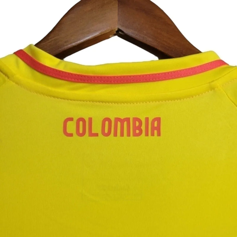 Camisa Seleção da Colômbia I 24/25 - Torcedor Adidas Feminina - Amarela com detalhes em laranja