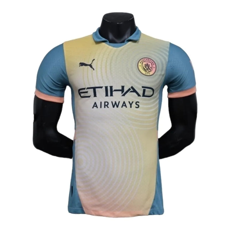 Camisa Manchester City Fourth 24/25 - Jogador Puma Masculina - Bege e azul com detalhes em rosa