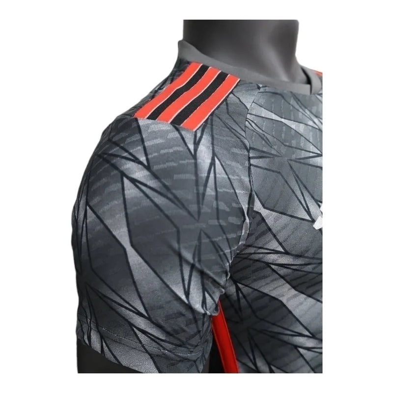 Camisa Flamengo III 24/25 - Jogador Adidas Masculina - Cinza com detalhes em vermelho