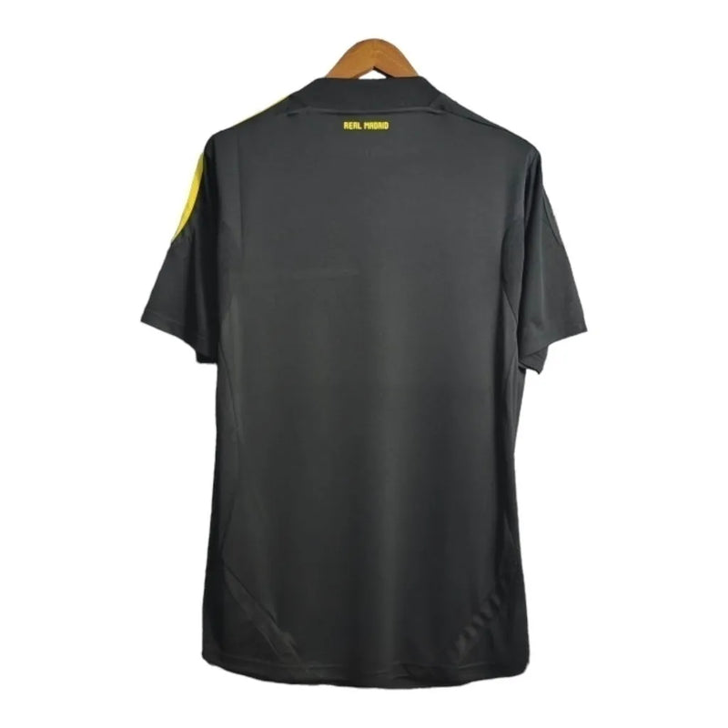 Camisa Retrô Real Madrid Goleiro 11/12 - Masculina Adidas - Preta com detalhes em amarelo