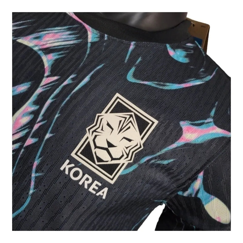 Camisa Coreia do Sul II 24/25 - Jogador Nike Masculina - Preta com detalhes azul e branco e rosa