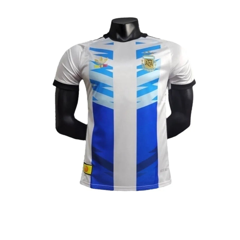 Camisa Seleção Argentina Edição especial Dragon Ball 24/25 - Jogador Adidas Masculina - Branca com detalhes em azul