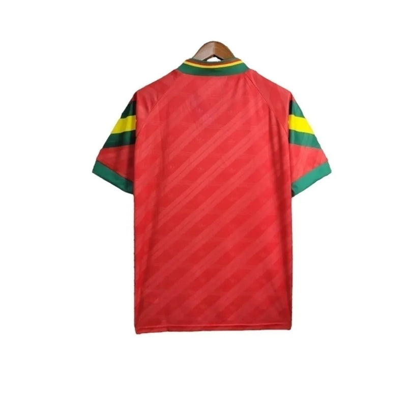 Camisa Retrô Seleção de Portugal I 1992/1994 - Masculina Adidas - Vermelha com detalhes em verde e amarelo