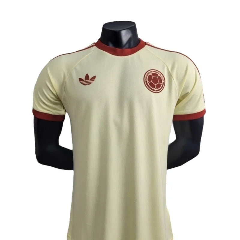 Camisa Colômbia 24/25 - Jogador Adidas Masculina - Bege com detalhes em vermelho