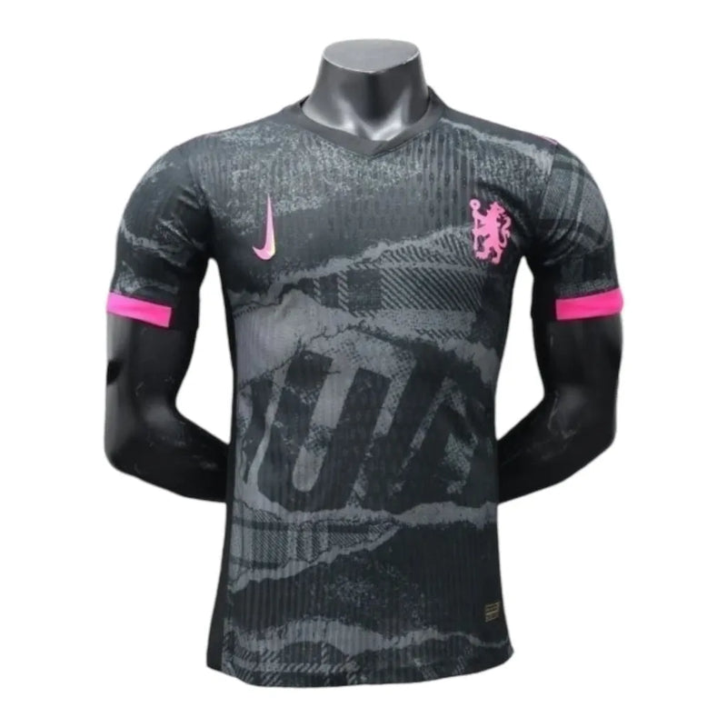 Camisa Chelsea III 24/25 - Jogador Nike Masculina - Preta com detalhes em rosa e amarelo