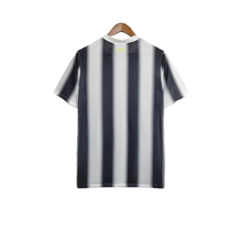 Camisa Retrô Juventus 2011/2012 - Nike Masculina - Preta e branca